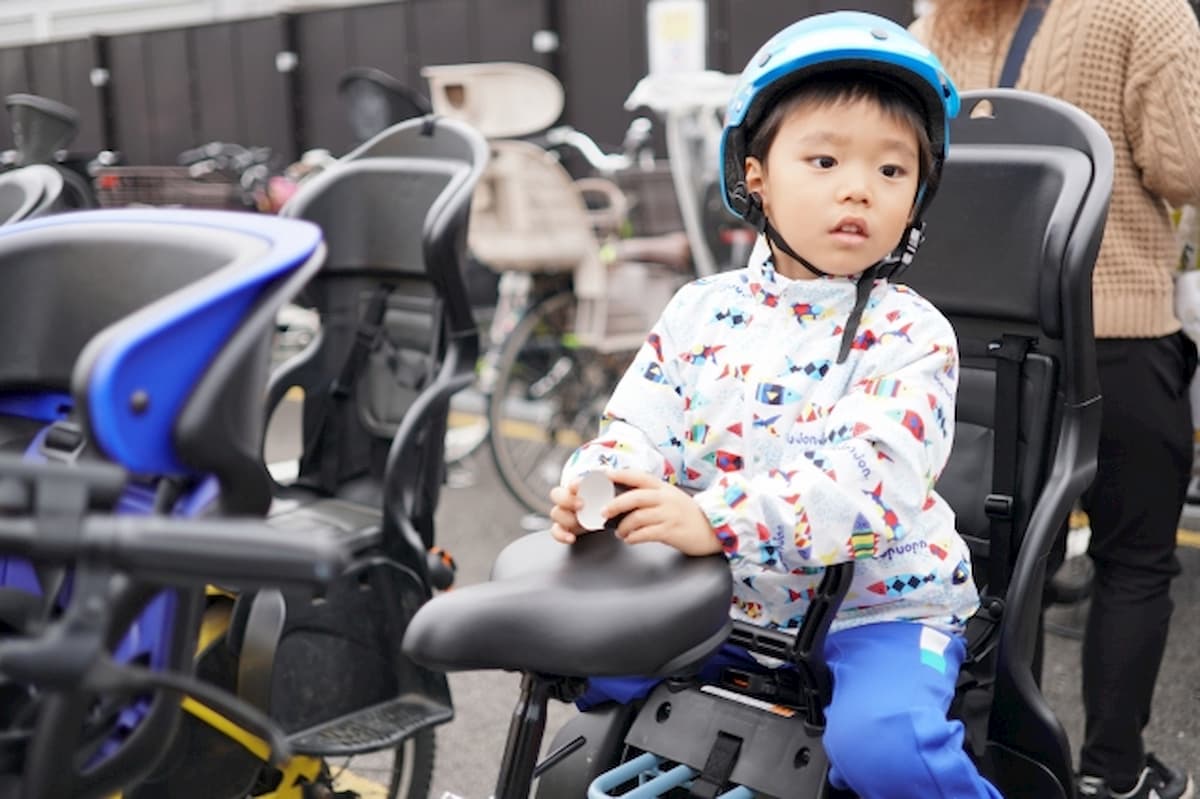 ヘルメット必須？埼玉県で幼児を自転車に乗せるときのルールとは
